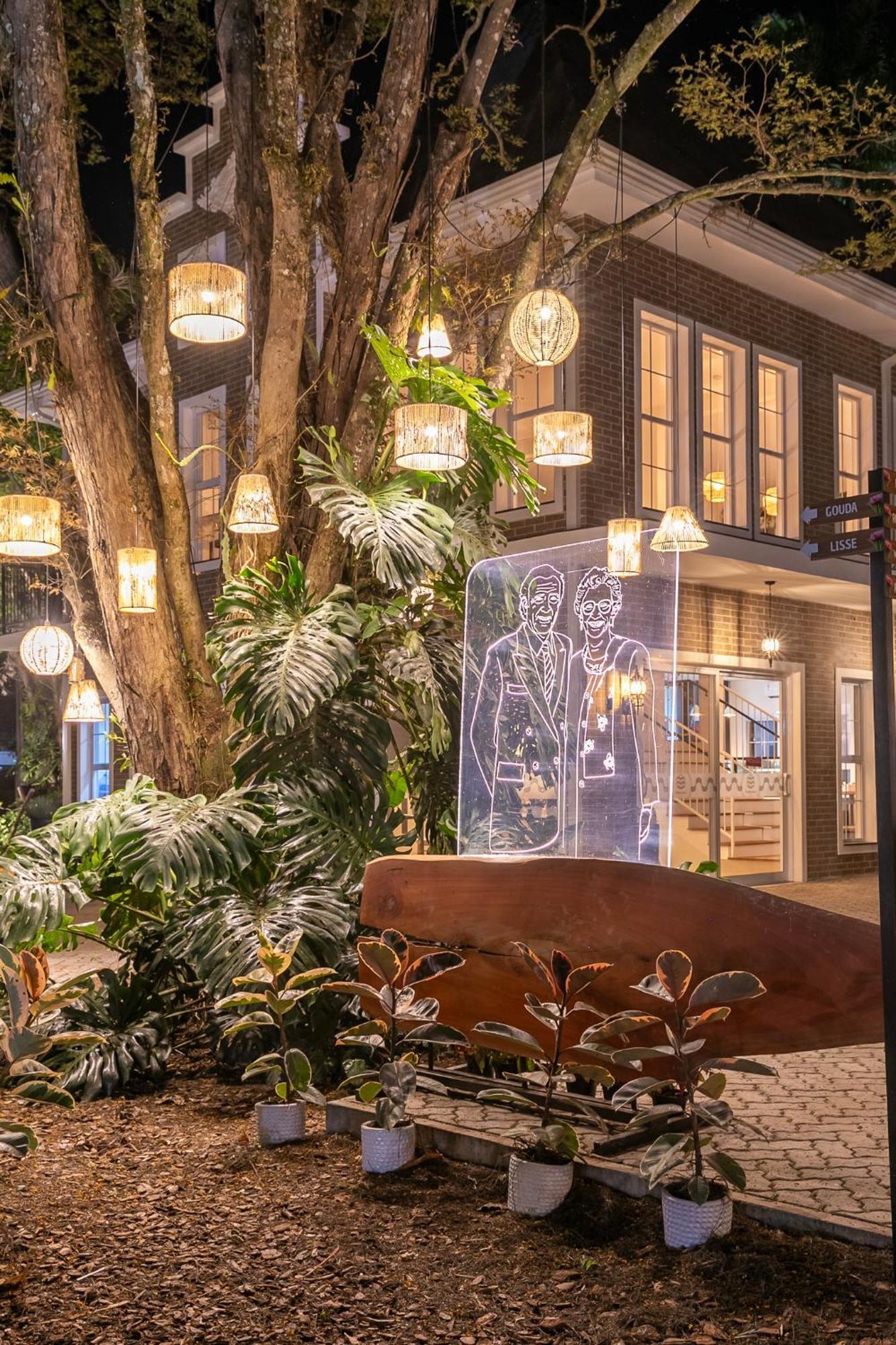 Vilinha Tipica - Suite Onze Tuin - Entrada Com Senha - Somos Hospedagem Por Temporada Holambra Exterior foto