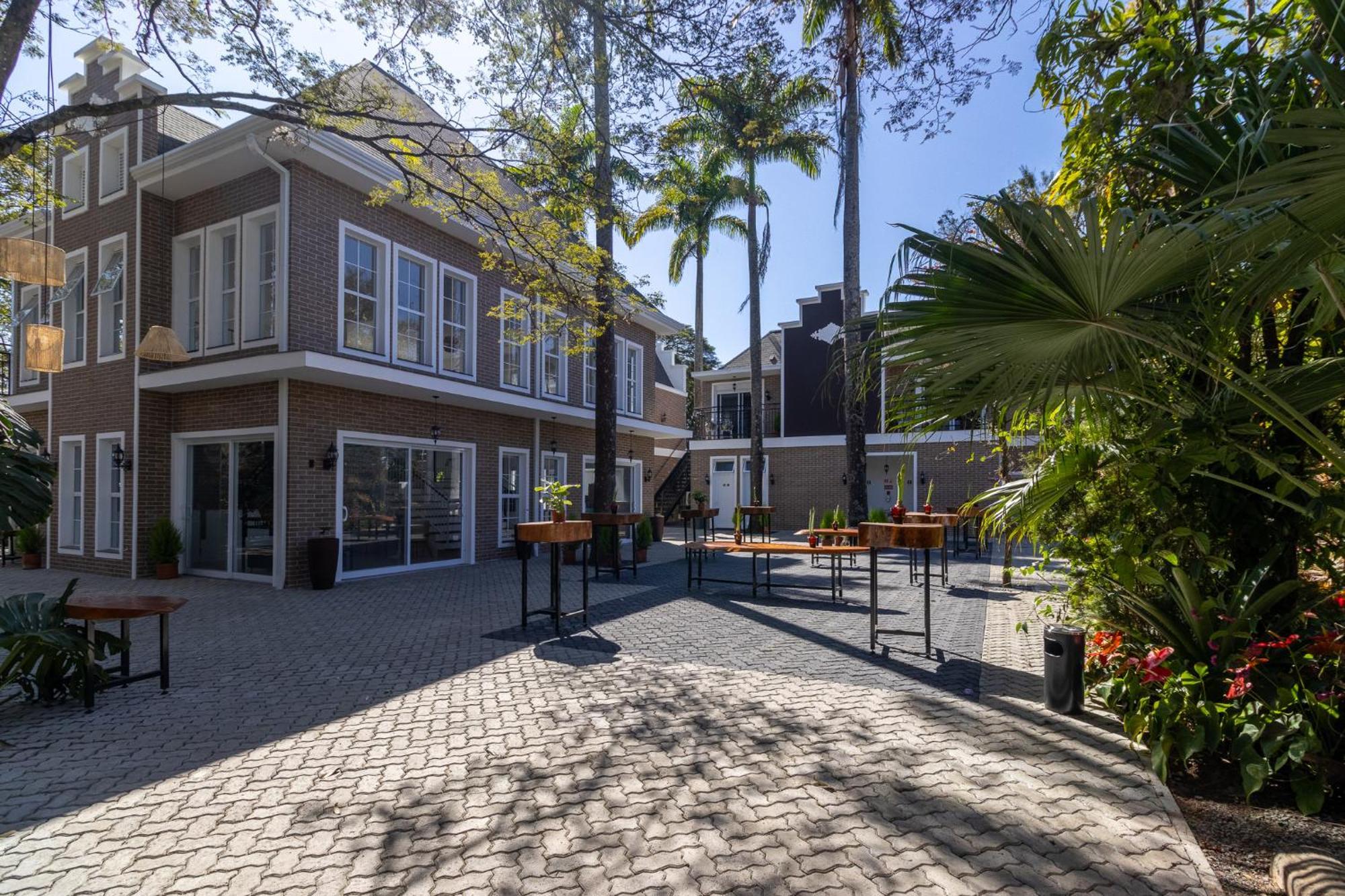 Vilinha Tipica - Suite Onze Tuin - Entrada Com Senha - Somos Hospedagem Por Temporada Holambra Exterior foto